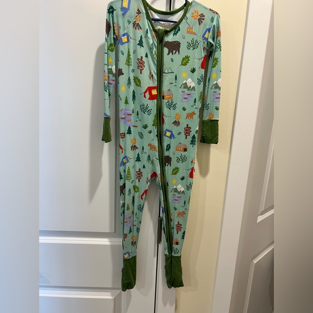 Little sleepies 3T happy camper